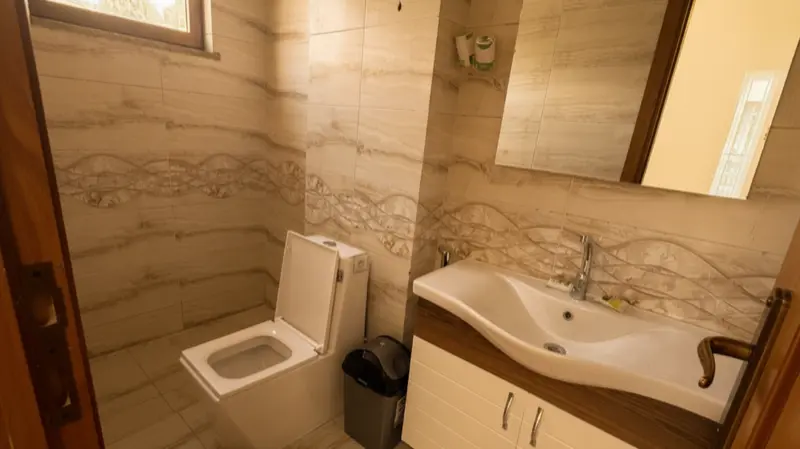 Deluxe Room - View 2